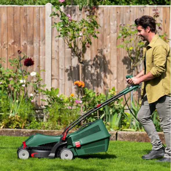 Електрична газонокосарка Bosch Universal Rotak 37-555 (1.4 кВт, 370 мм) 06008A6501 фото