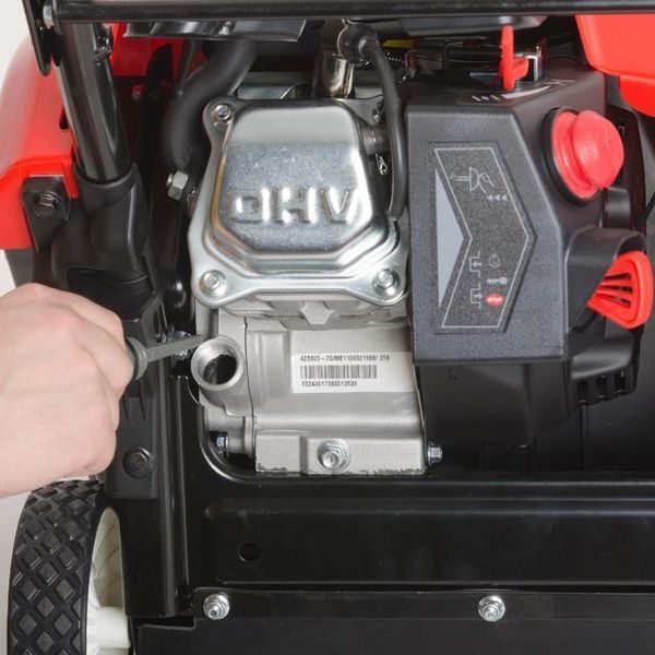 Снігоприбиральник бензиновий Intertool SN-4000 SN-4000 фото