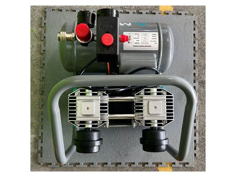 Безмасляный поршневой компрессор Mast MOF1390/1100 compact MOF1390/1100 compact фото