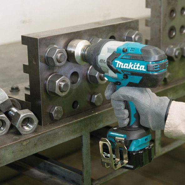 Гайковерт акумуляторний Makita DTW 1001 Z (без АКБ) DTW1001Z фото