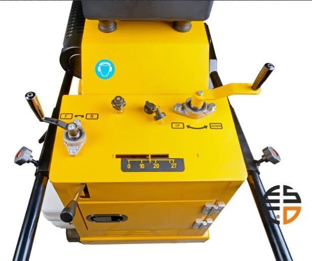 Швонарізник бензиновий EnerSol ECC-250L ECC-250L фото