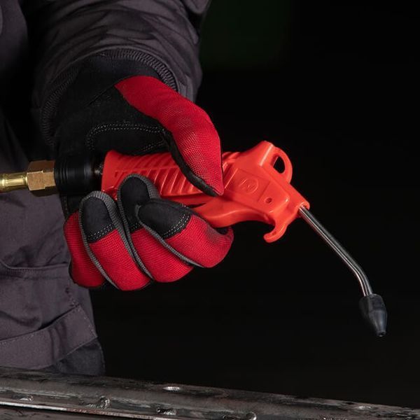 Пістолет продувний пластиковий, наконечник 10см. з гумовою насадкою INTERTOOL PT-0805 PT-0805 фото