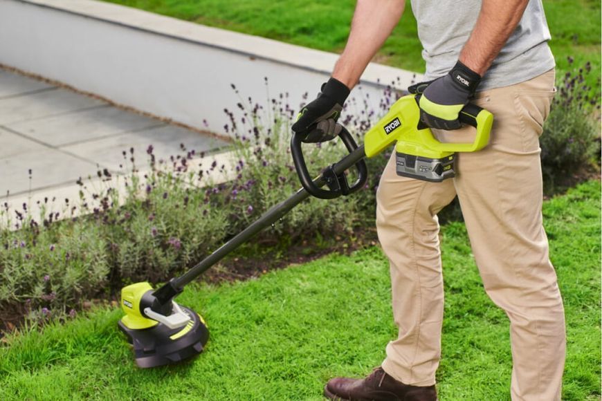 Тример акумуляторний Ryobi RY18LT33B-0, ONE+ (18В, 33см, волосінь) 5133006024 фото