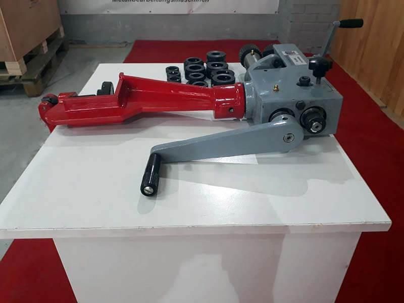 Ручний зигувальний верстат Holzmann SKM 200 SKM200 фото