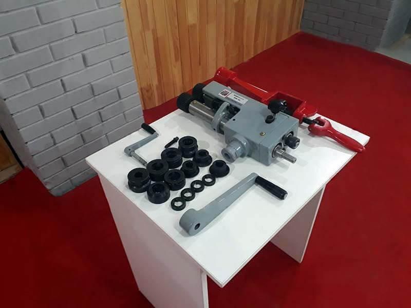 Ручний зигувальний верстат Holzmann SKM 200 SKM200 фото