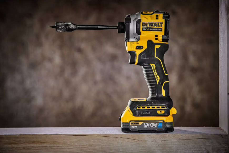 Шуруповёрт ударный аккумуляторный бесщёточный DeWALT DCF850E1T DCF850E1T фото