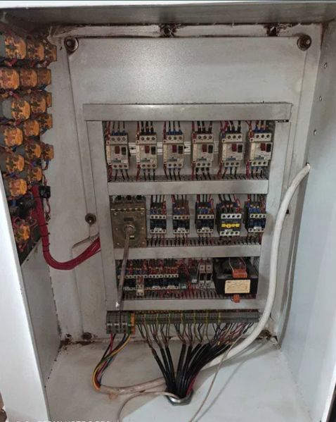 Четырехсторонний строгальный станок V-Hold MB4020x5 MB4020x5 фото