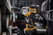 Гайковерт ударний акумуляторний DeWALT DCF961H2T DCF961H2T фото 8