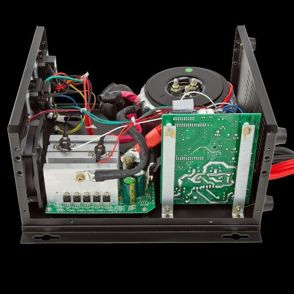 Источник бесперебойного питания ИБП LogicPower LPY-W-PSW-1000VA+ (700Вт) 10A/20A lp4144 фото
