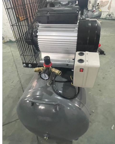 Поршневой компрессор MAST VA90/200L (220V) VA90/200L 220V фото