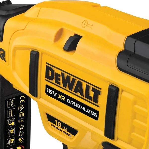 Пістолет цвяхозабивний акумуляторний DeWALT DCN662N DCN662N фото
