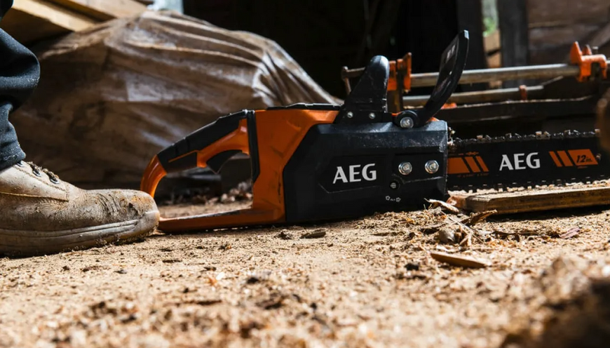 Цепная пила аккумуляторная AEG ACS18B30 (без АКБ и ЗУ) 4935471337 фото