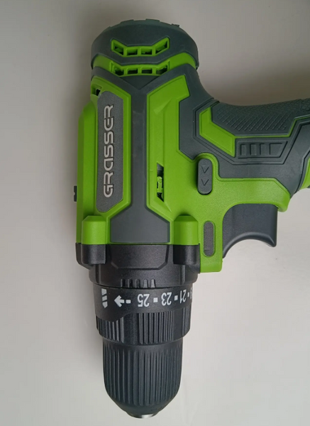 Шуруповерт акумуляторний Grasser GCD 38 G0001 фото