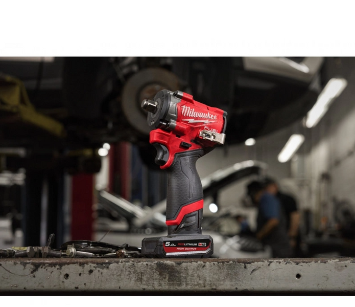 Гайковерт акумуляторний безщітковий MILWAUKEE M12 FCIWF12G3-502X (1/2", 746 Нм) 4933493455 фото