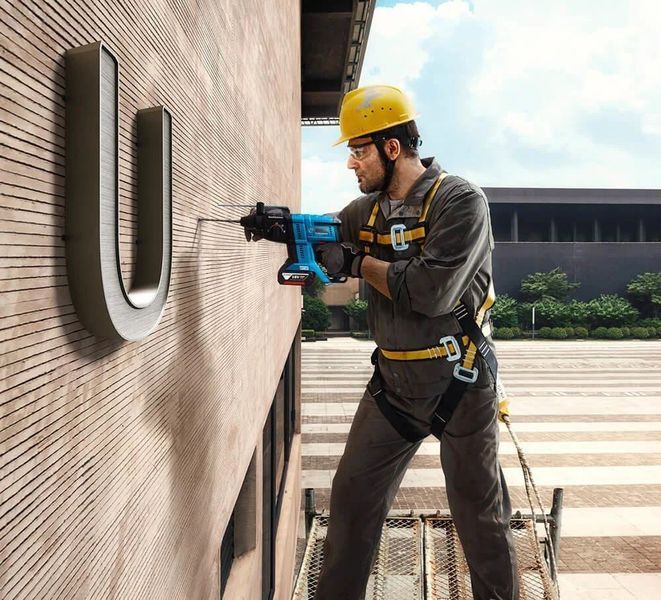 Аккумуляторный перфоратор Bosch GBH 180-LI Professional 0.611.911.122 фото