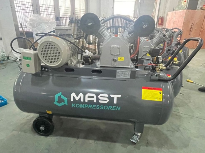 Поршневой компрессор MAST VA90/200L (400V) VA90/200L 400V фото