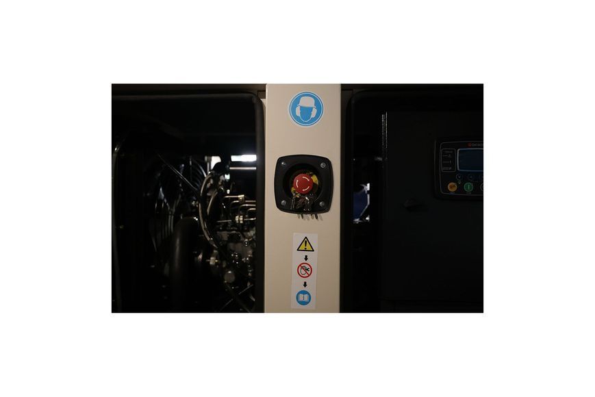 Дизельний генератор UNIVERSAL UND-YD 22 KVA UND-YD 22 KVA фото