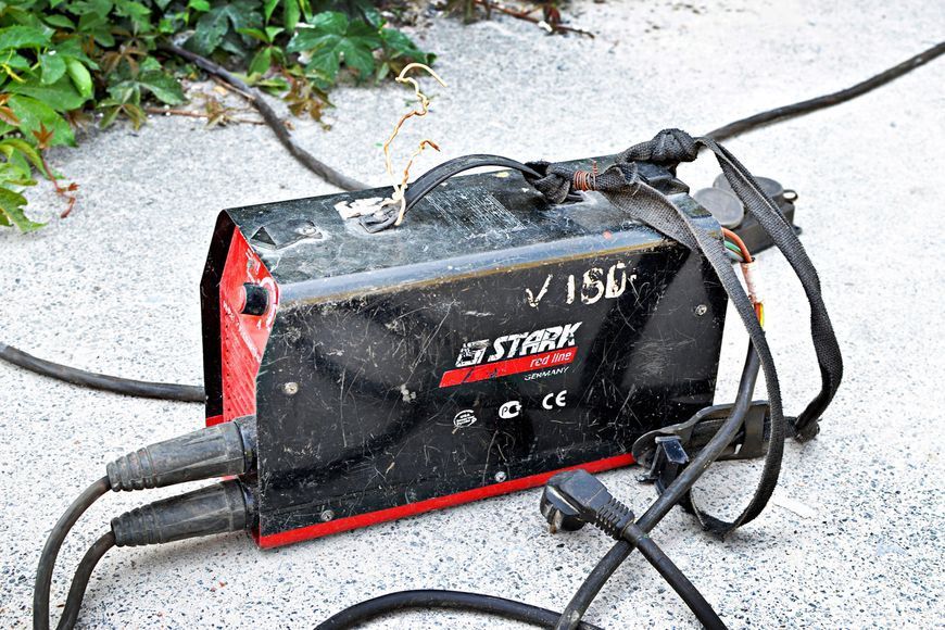 Зварювальний інвертор STARK ISP-2500 PROFI 230070050 фото