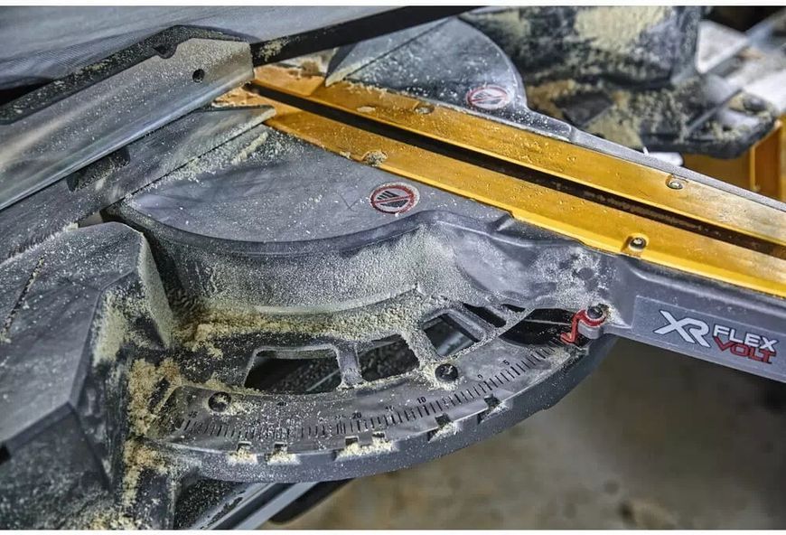 Пила торцовочная аккумуляторная бесщёточная DeWALT DCS727N DCS727N фото