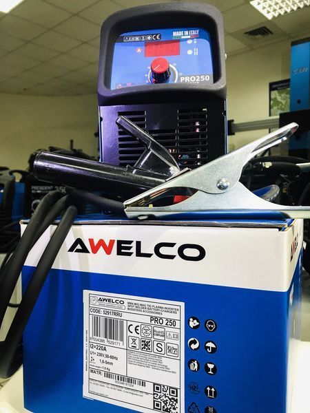 Зварювальний інвертор AWELCO 220 amp. З цифровим дисплеєм / PRO 250 52917RRU фото