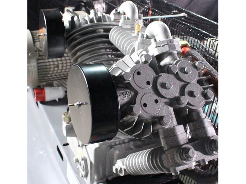 Поршневий компресор MAST 2105/500L 400V 12.5BAR 2105/500L 400V 12.5BAR фото