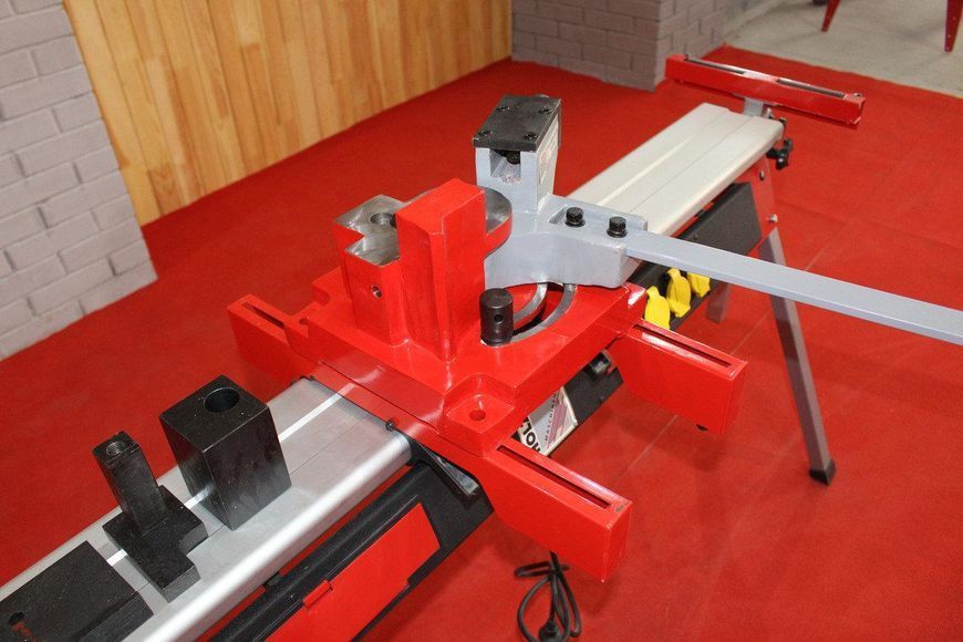 Універсальний ручний верстат для згинання Holzmann UB 100A UB100A фото