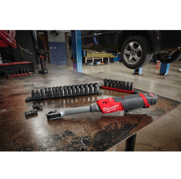 Гайковерт-тріскачка кутовий MILWAUKEE M12 FPTR-0 (81 Нм) (каркас) 4933480756 фото