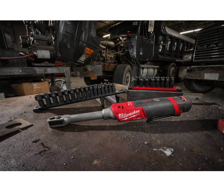 Гайковерт-тріскачка кутовий MILWAUKEE M12 FPTR-0 (81 Нм) (каркас) 4933480756 фото
