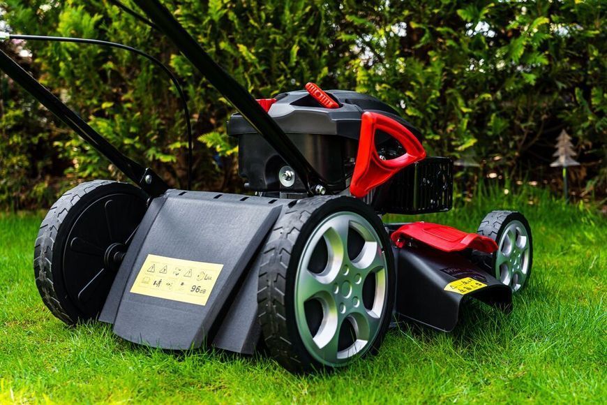 Газонокосарка бензинова GRAPHITE 52G671 (2200 Вт, 46см, 55л, мульчування) 52G671 фото