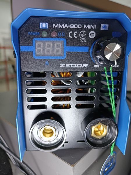 Сварочный инвертор Zegor MMA-300 MINI MMA-300 MINI фото