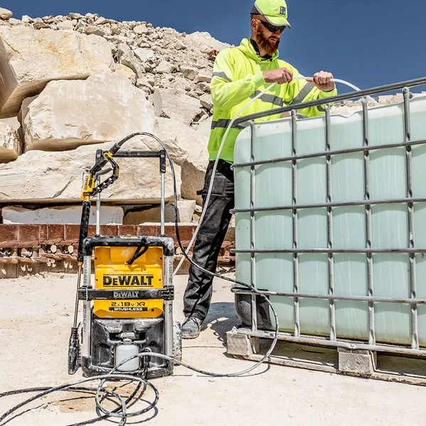 Мойка высокого давления аккумуляторная бесщеточная DeWALT DCMPW1600N DCMPW1600N фото