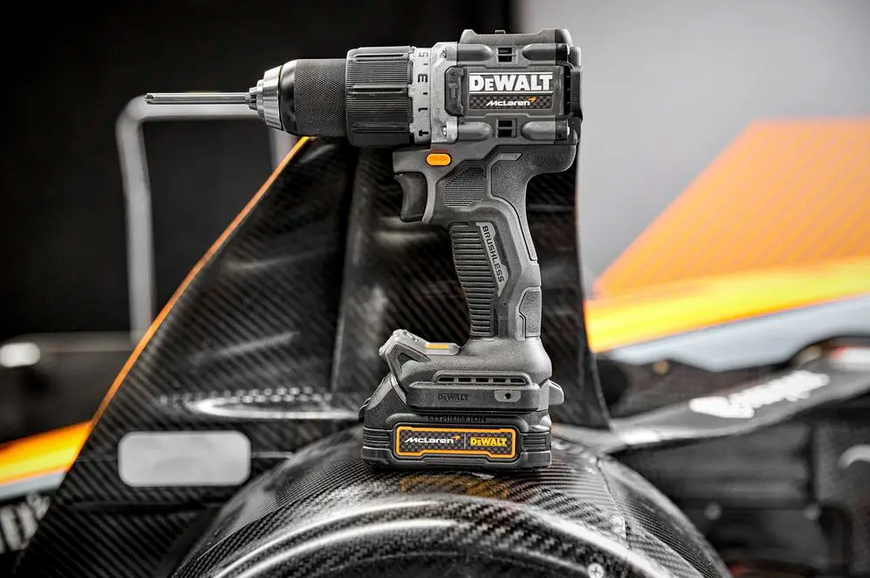 Дриль-шуруповерт McLaren F1 TEAM LIMITED EDITION DeWALT DCD85ME2GT DCD85ME2GT фото