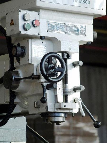 Универсальный фрезерный станок FDB Maschinen TMM 800 826266 фото