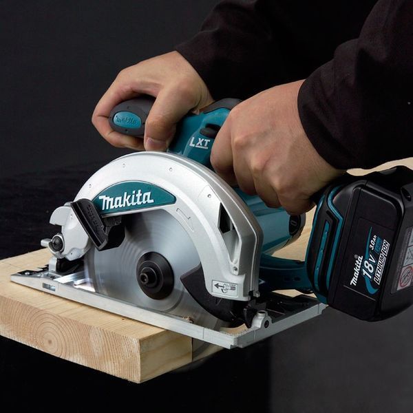 Акумуляторна дискова пила Makita DHS680Z ФР-00002180 фото
