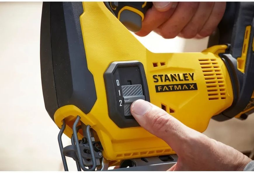 Лобзик акумуляторний Stanley FatMax SFMCS600B SFMCS600B фото