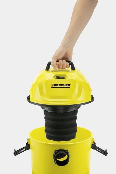 Хозяйственный пылесос Karcher WD 1 CAR 1.098-307.0 фото