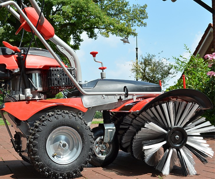 Підмітальна машина зі щіткою HECHT 8101 HECHT8101 фото
