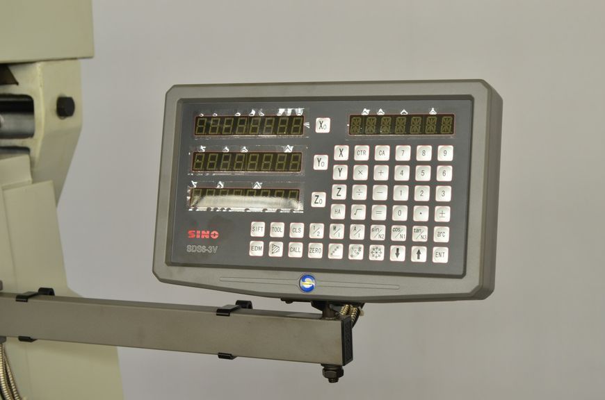 Універсальний фрезерний верстат FDB Maschinen TMM110W 827200 фото