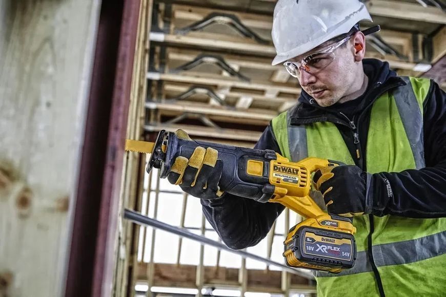 Пила сабельная аккумуляторная DeWALT DCS389X2 DCS389X2 фото