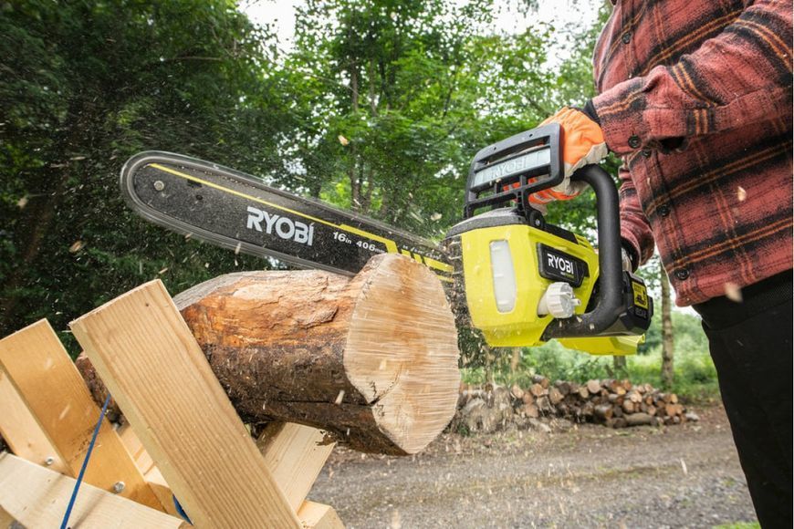 Пила ланцюгова акумуляторна Ryobi RY36CSX40B-0 (MAX POWER 36В) 5133004898 фото