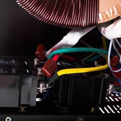 Стабилизатор напряжения Logicpower LPT-W-15000RD BLACK (10500W) 6614 фото