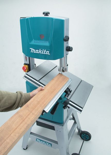 Стрічкова пила Makita LB1200F LB1200F фото