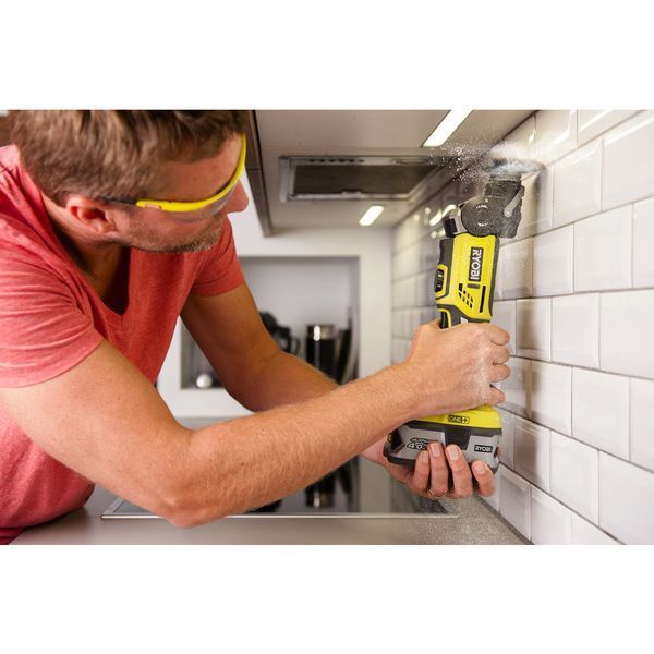 Багатофункціональний інструмент (реноватор) Ryobi R18MT-0 (ONE+ 18В) 5133002466 фото
