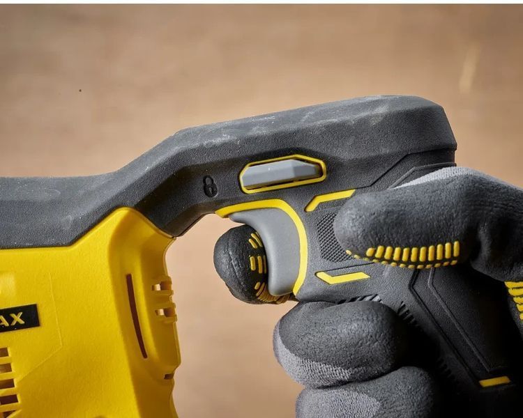 Пила шабельна акумуляторна Stanley FatMax SFMCS300B SFMCS300B фото