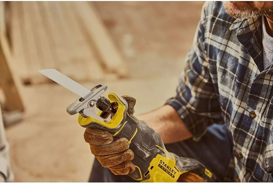 Пила сабельная аккумуляторная Stanley FatMax SFMCS310B SFMCS310B фото