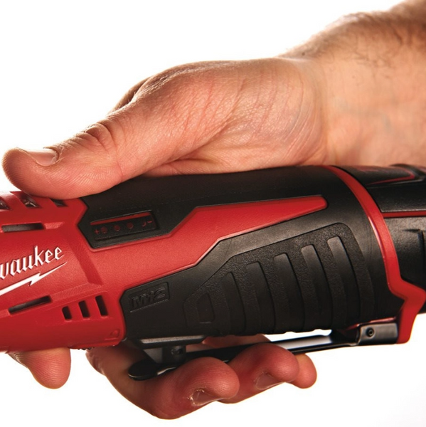 Трещётка аккумуляторная бесщёточная MILWAUKEE M12 IR-201B (ЗУ, 1 АКБ, сумка) 4933441720 фото