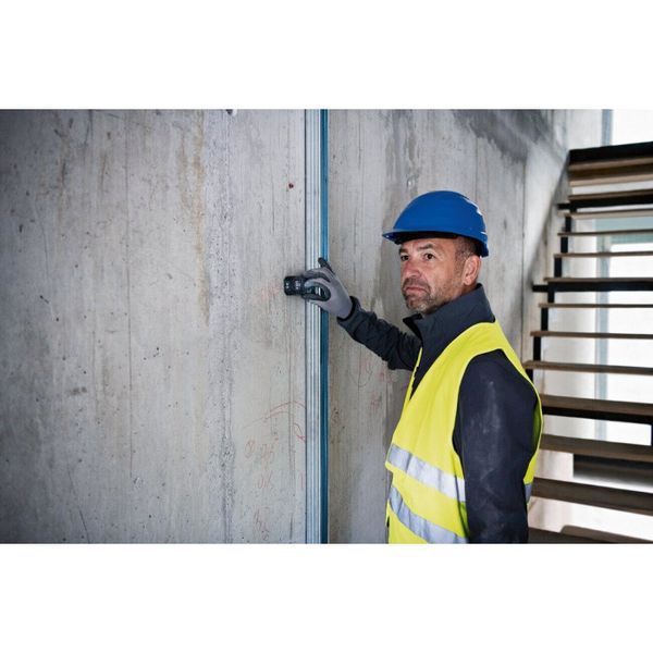 Лазерный дальномер Bosch Professional GLM 50-22 0601072S00 фото