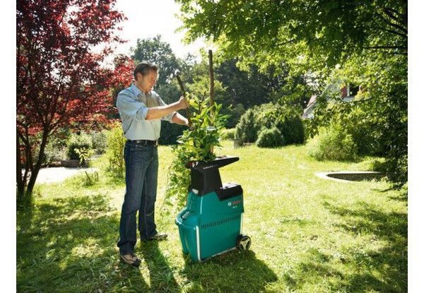 Садовый измельчитель Bosch AXT 25 TC 0.600.803.300 фото