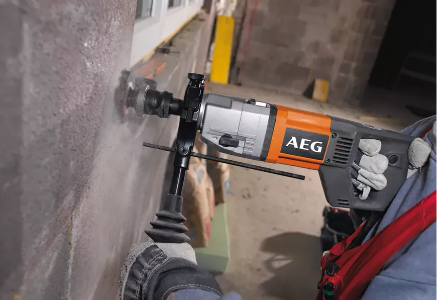Дрель алмазного сверления с микроударом AEG DB1500-2XE 4935412475 фото