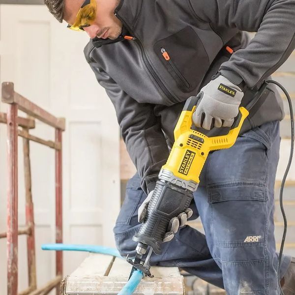 Пила сабельная сетевая Stanley FatMax FME360 FME360 фото